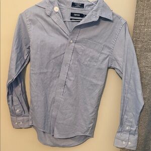 IZOD Light Gray Button-Down Casual Shirt with Chest Pocket